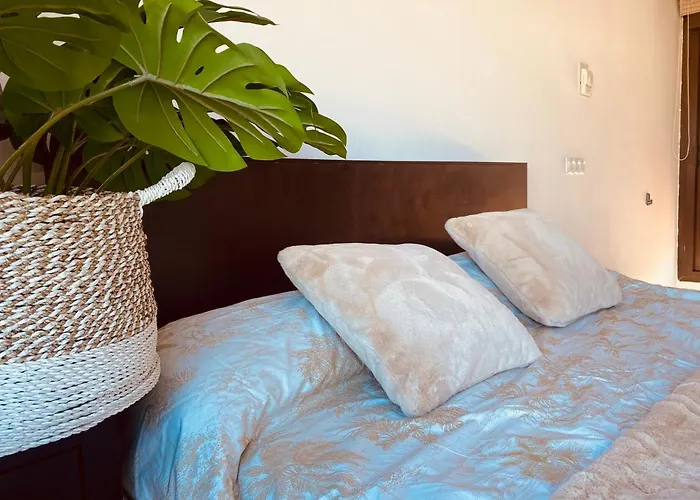 Lovely Triana Flat With Roof Terrace